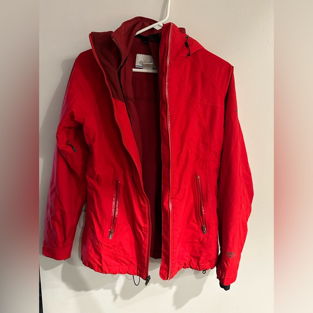 Very nice 2 layer Columbia jacket